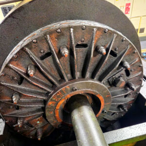 Worn clutch with rust